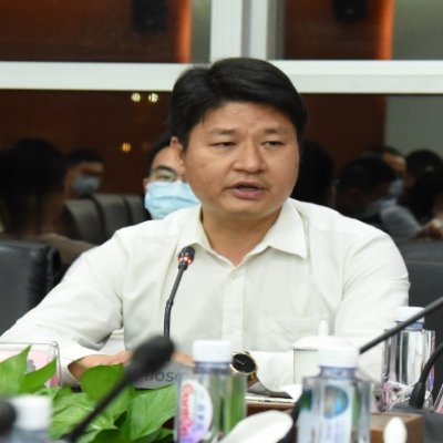 回望百年奮斗路，啟航未來新征程——國微電子黨總支開展《風(fēng)雨輝煌100年》專題講座